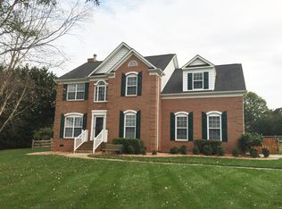 133 Chaucer Ln, Mooresville, NC 28117