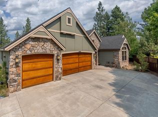 19582 Hollygrape St, Bend, OR 97702