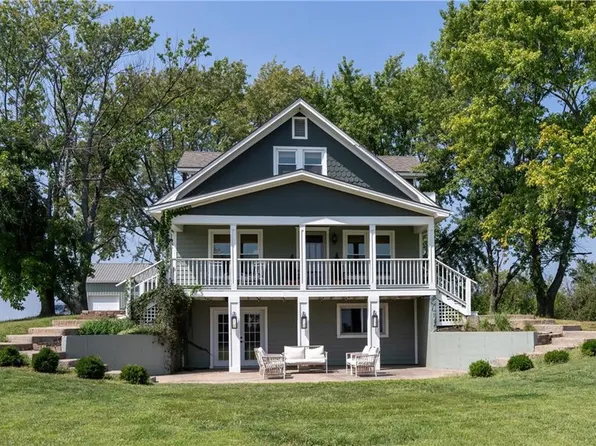 27500 Lookout Rd, Paola, KS 66071