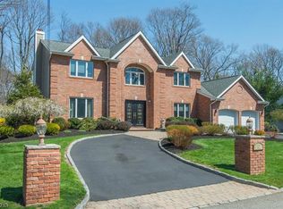 12 Lake Shore Dr S, Randolph, NJ 07869
