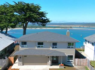 360 2nd St, Bandon, OR 97411