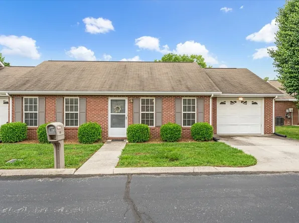 105 Middleton Ct, Tullahoma, TN 37388