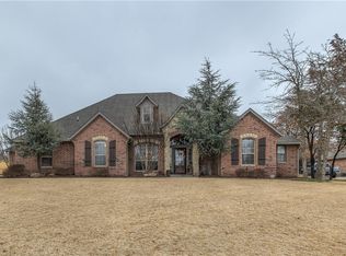 8762 Palermo Dr, Edmond, OK 73034