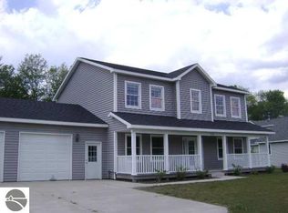 1116 Rogers Rd, Traverse City, MI 49685