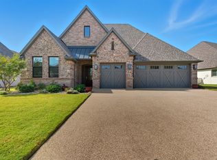 6627 Pinehurst Dr, Granbury, TX 76049