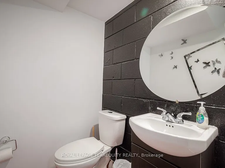 26A Scarlett Rd #BASEMENT — Photo 15