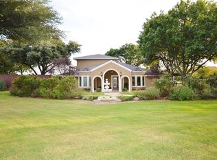 180 Johnson Ln, Red Oak, TX 75154
