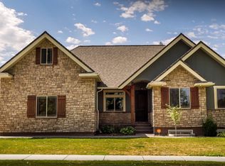 466 E 800 S, River Heights, UT 84321