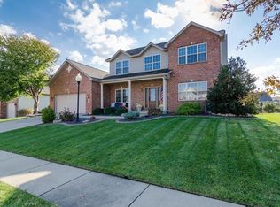 136 Somerset Dr, Glen Carbon, IL 62034