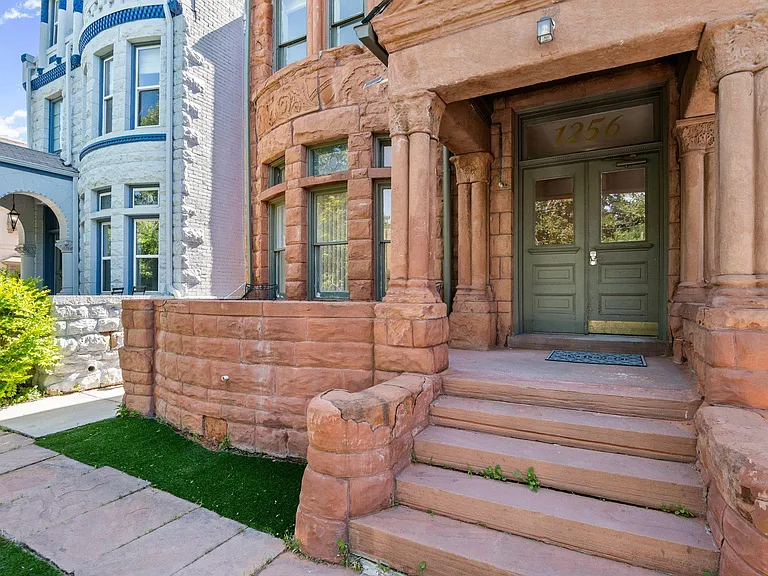 1256 N Corona St #4 — Photo 2
