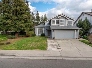 8832 Kentshire Way, Sacramento, CA 95828