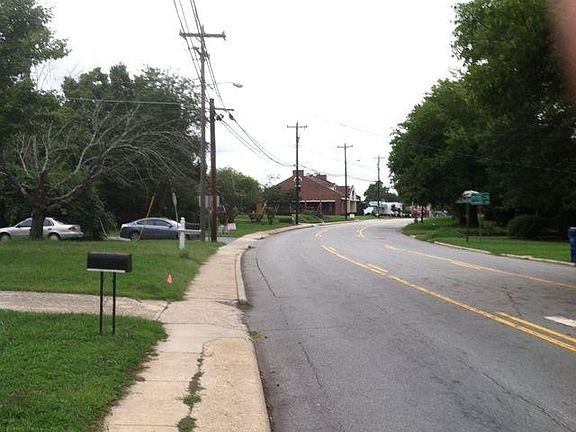 2nd image of 309 Burlington Ave