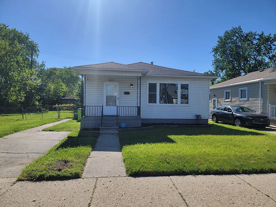 1st image of 26053 Clancy St
