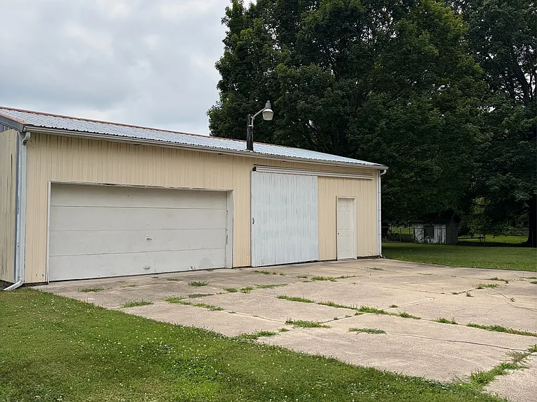 721 Lee Ave — Photo 11