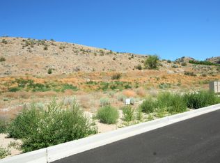 1119 Sunny Brooke Ln, Chelan, WA 98816