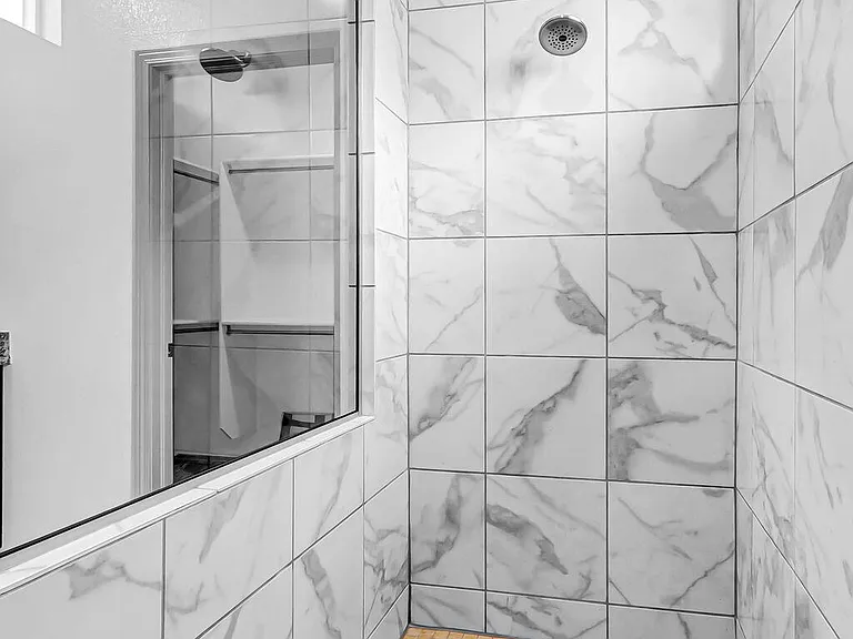 1657 Asbury St — Photo 10