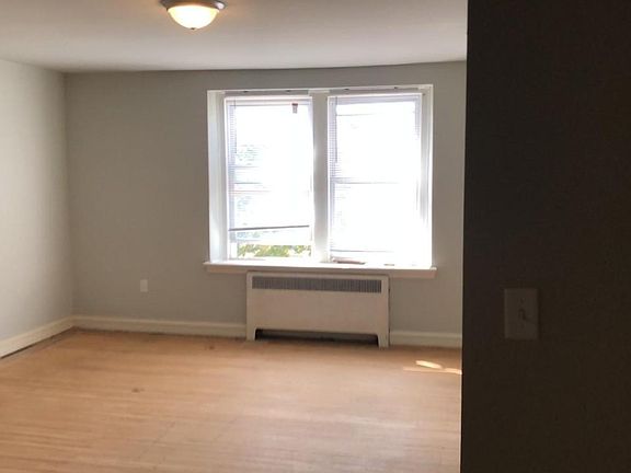 3rd image of 2221 N Salford St #2
