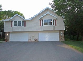 364 Upper Wood Way, Burnsville, MN 55337