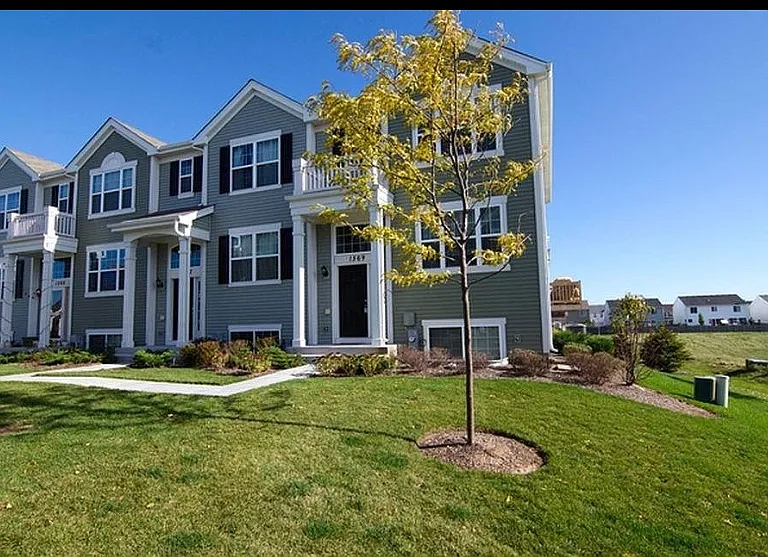 1569 Windward Dr #TOWNHOME — Photo 2
