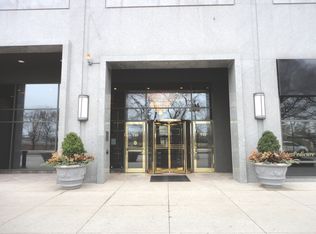 910 S Michigan Ave APT 617, Chicago, IL 60605