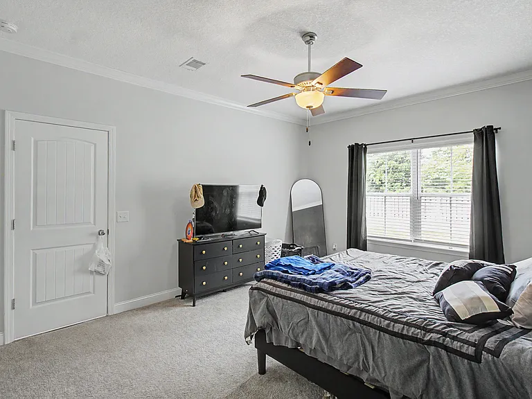 785 Fairview Cir — Photo 13