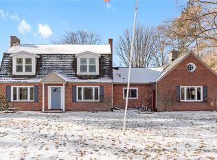 16 Churchill Rd, Pittsburgh, PA 15235