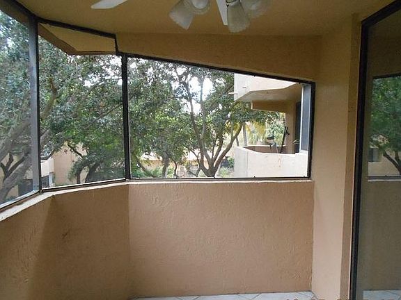 4th image of 7451 NW 16th St #301