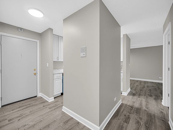 2nd image of 1133 Miller Ln APT 106