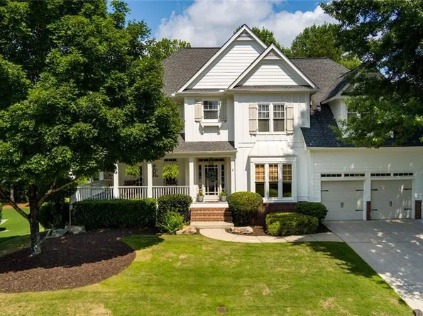 270 Sagamore Cv, Sugar Hill, GA 30518