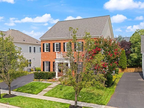 5th image of 43728 Collett Mill Ct
