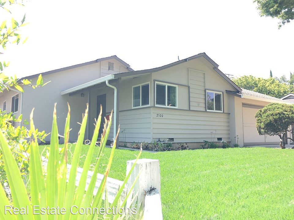 1st image of 2520 Lost Oaks Dr