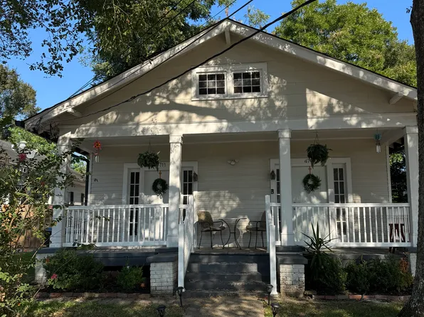 4711 Venus St, New Orleans, LA 70122