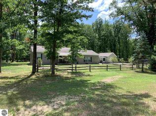 7123 Cadillac Dr, Lake, MI 48632