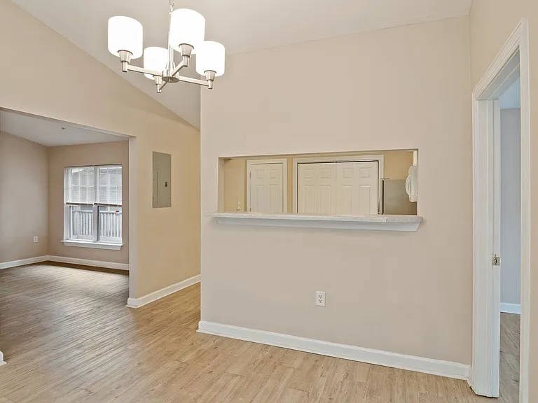 929 Morreene Rd #B31 — Photo 5