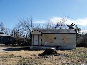 2nd image of 2275 N Xanthus Ave