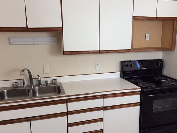 2nd image of 5270 Highview Dr
