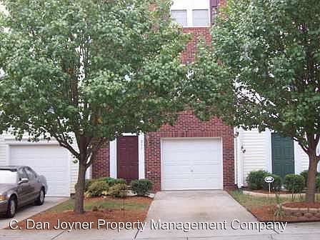 1st image of 211 Summerston Pl