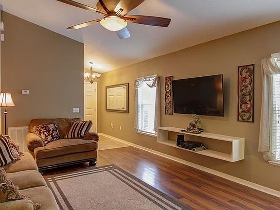 3rd image of 17029 Lixberry Way