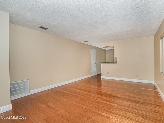 5th image of 8753 Palm Way Cpe
