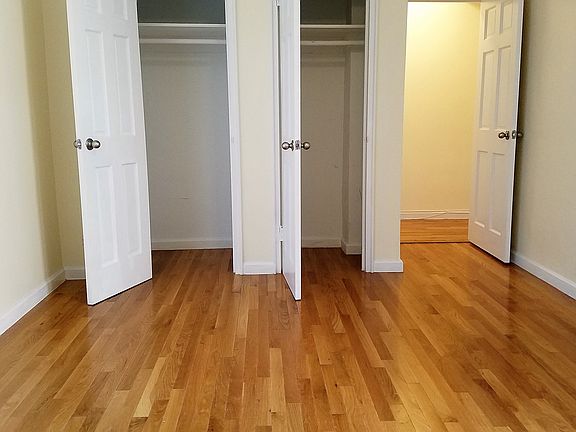 3rd image of 9830 67th Ave APT 4S