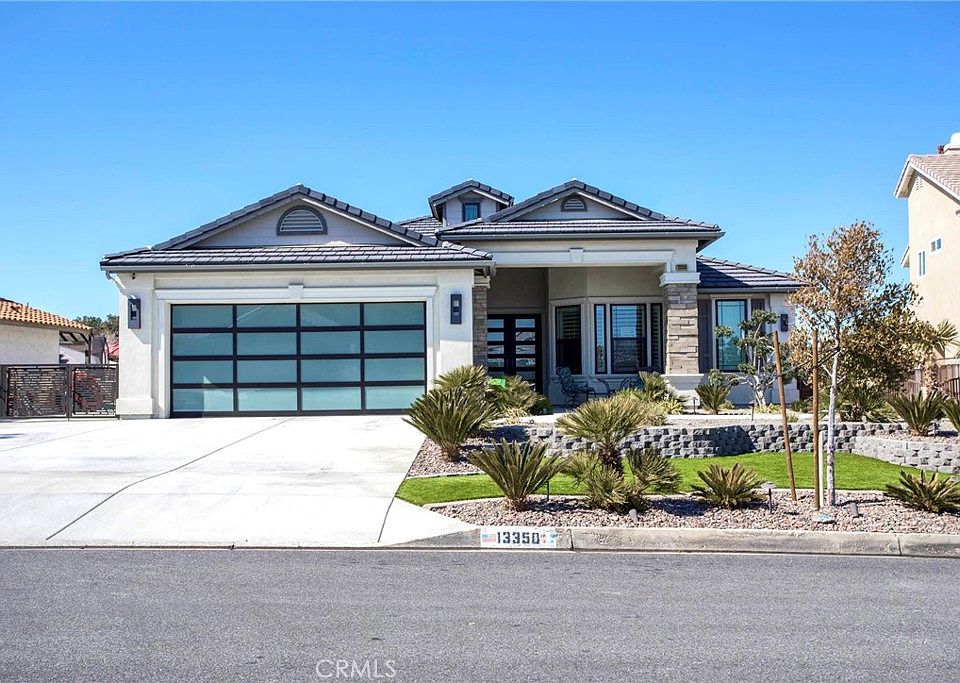 1st image of 13350 Palos Grande Dr