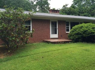 5322 S 226th Hwy, Bakersville, NC 28705