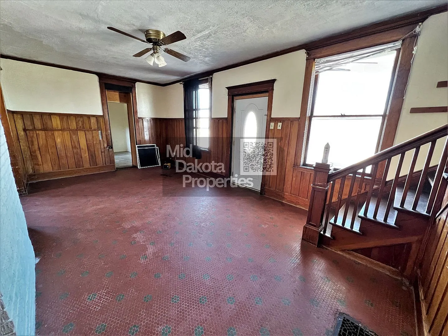 115 N. Sanborn- 3 Bedroom House — Photo 2