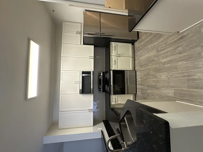 Wesley St. James Apartments at Sandy Springs — Photo 211