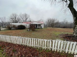 797 State Route 945, Mayfield, KY 42066