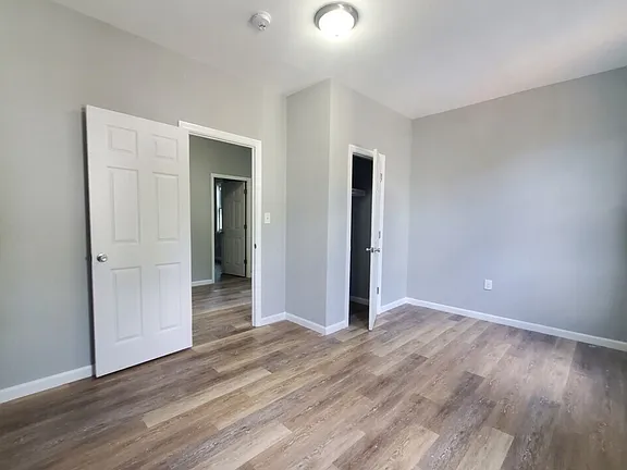 323 S 7th St #3 — photo 4 of 10