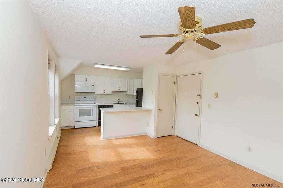 2nd image of 115 Union Ave APT R206