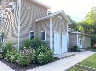 53 Twin Lakes Rd #4, North Branford, CT 06471