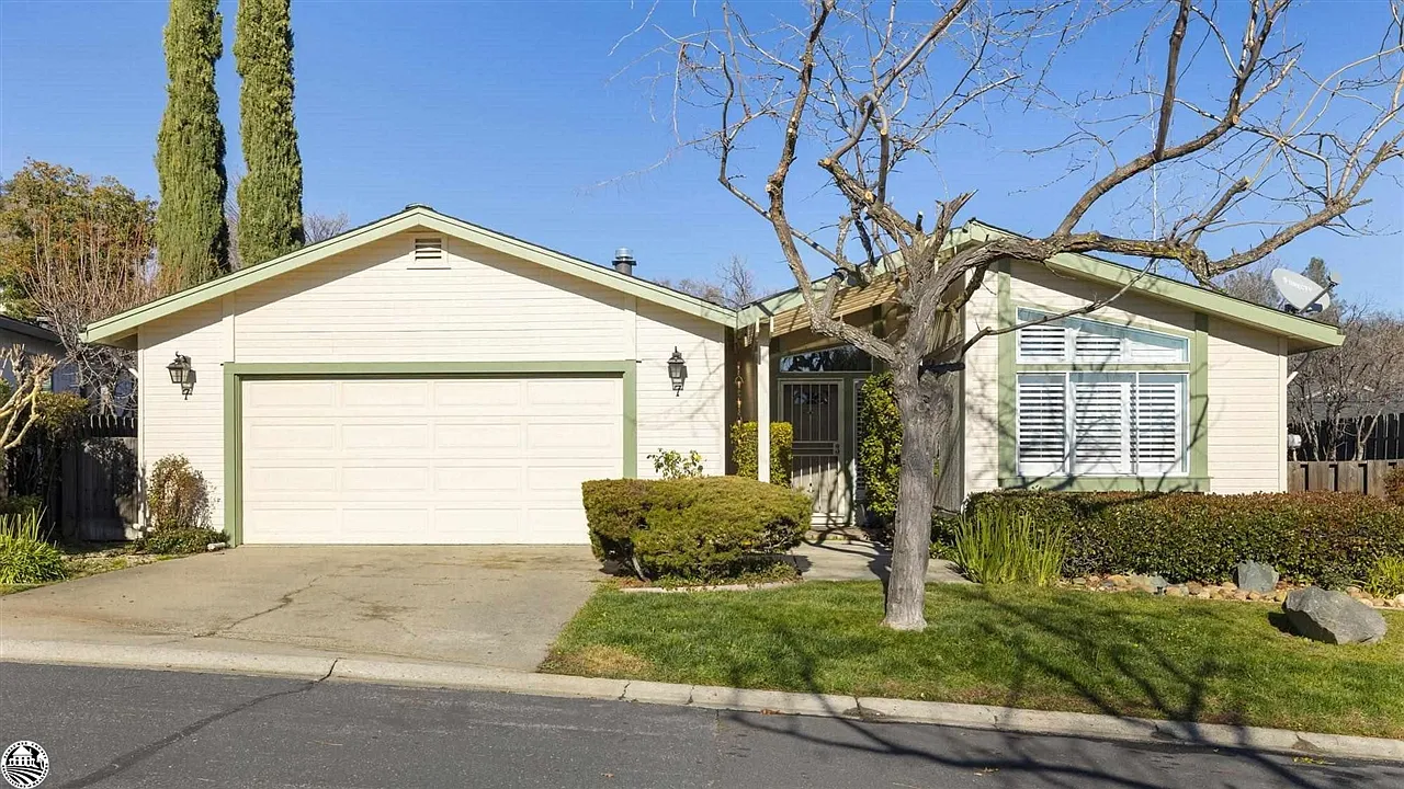 12800 Honey Locust Ct Space 7 photo 1