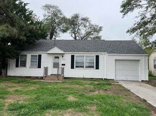 2208 25th St, Great Bend, KS 67530